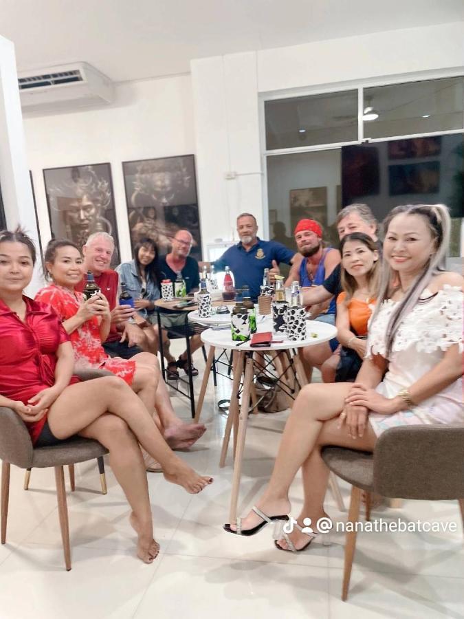 Cafe Nana Hotel Nong Prue Ngoại thất bức ảnh